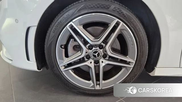 Mercedes-Benz A-Class W177 id 3027224 из Кореи 13