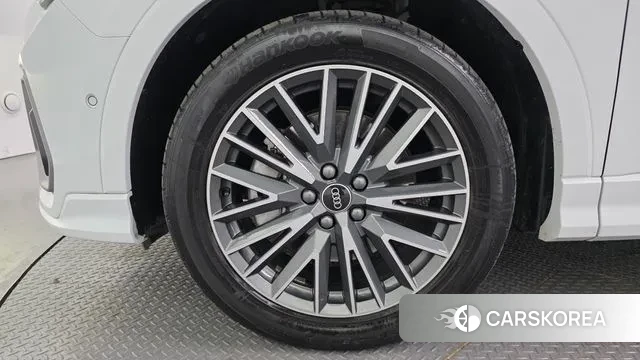 Audi Q3 (F3) id 3770213 из Кореи 15