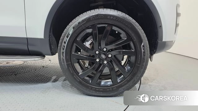 Land Rover Discovery 5 id 3866454 из Кореи 15