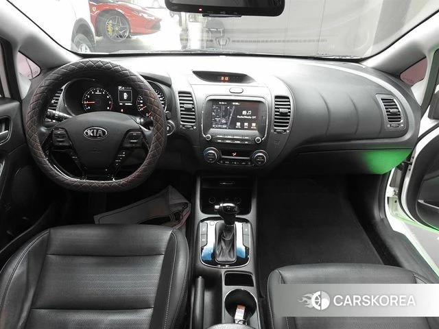 Kia The New K3 id 4865551 из Кореи 15