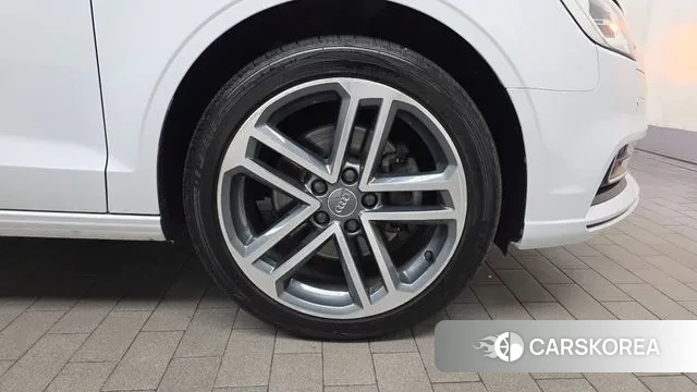 Audi New A3 id 3390809 из Кореи 15