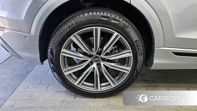 Audi Q8 (4M) id 4293631 из Кореи 30