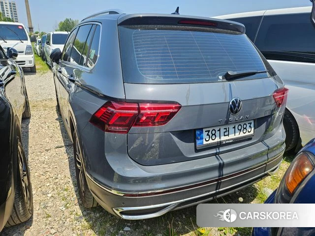 Volkswagen Tiguan second Generation 2022 Серый из Кореи, фото 5