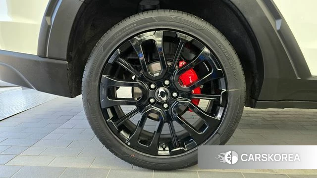 Ssangyong The New Torres id 4201046 из Кореи 28