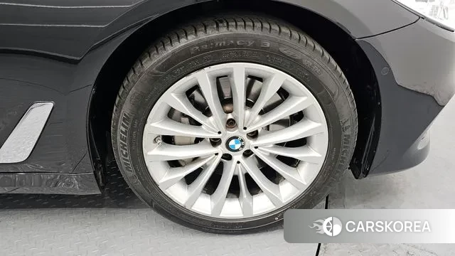 BMW 5 Series (G30) id 3563130 из Кореи 15