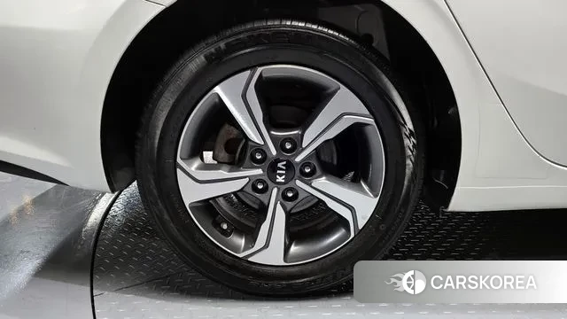 Kia Come New K3 id 3608173 из Кореи 15