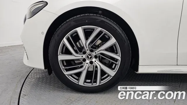 Mercedes-Benz E-Class W214 id 2815896 из Кореи 15