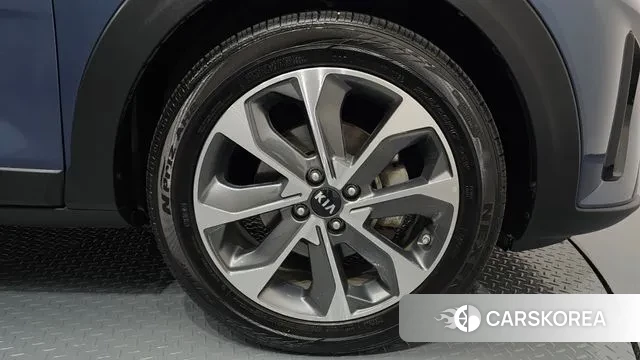 Kia Stonic id 3391717 из Кореи 15