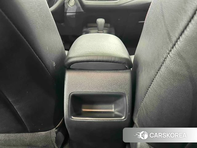 Toyota Corolla id 4263131 из Китая 16