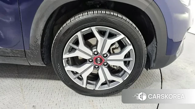 Kia Seltos id 3433876 из Кореи 15