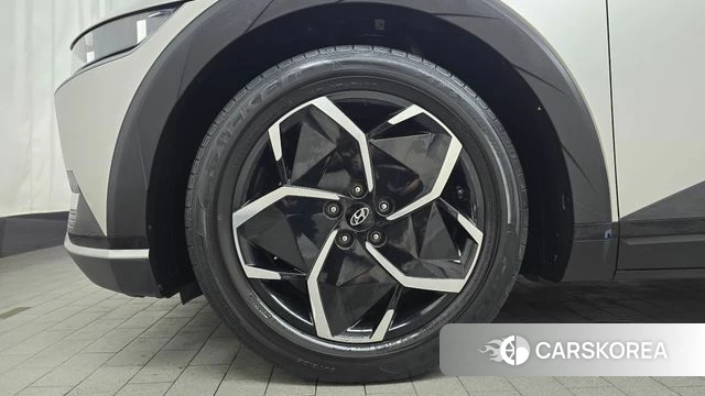Hyundai Ionic 5 id 4396171 из Кореи 15