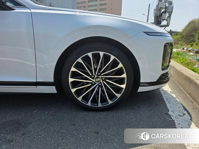 Hyundai Grandeur Hybrid (GN7) id 3934157 из Кореи 14