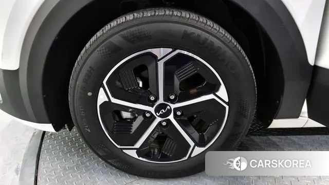 Kia Di Ol Nu Niro id 3639458 из Кореи 15