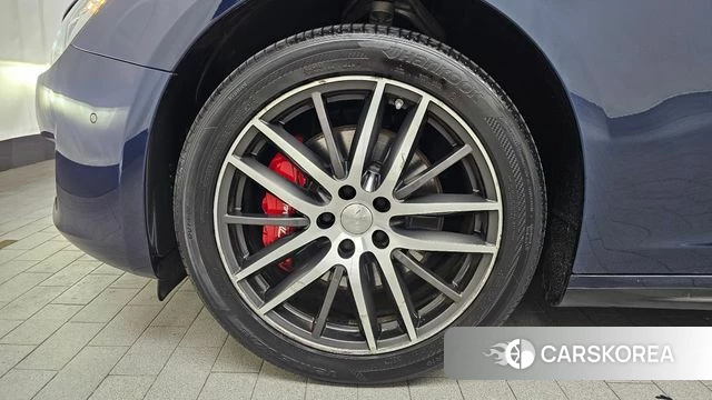 Maserati Ghibli id 4362837 из Кореи 26