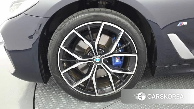 BMW 5 Series (G30) id 4692340 из Кореи 15