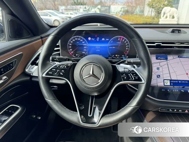 Mercedes-Benz E-class PHEV id 3889928 из Китая 23