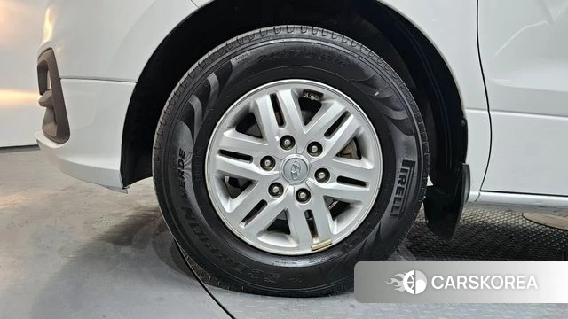 Hyundai The New Grand Starex id 4397650 из Кореи 26