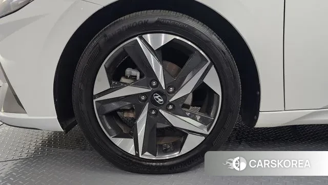 Hyundai Avante (CN7) id 3356332 из Кореи 15