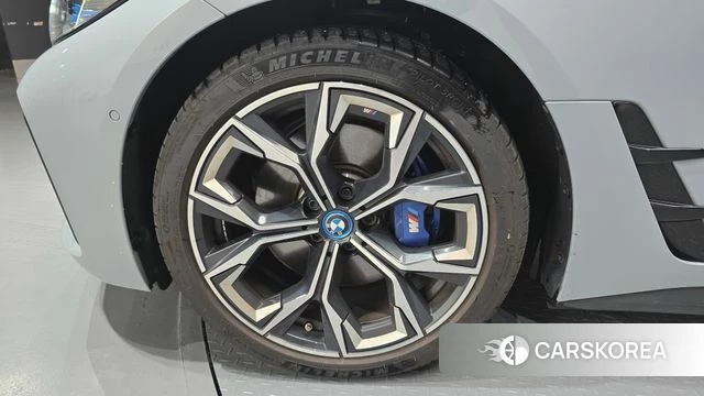 BMW i4 id 4739473 из Кореи 30