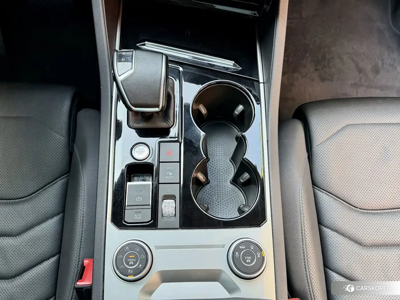 Volkswagen Touareg id 4644730 из Китая 12