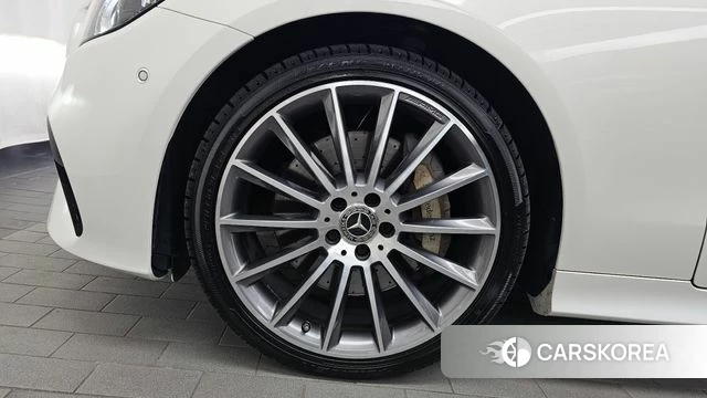 Mercedes-Benz E-Class W213 id 4784863 из Кореи 26