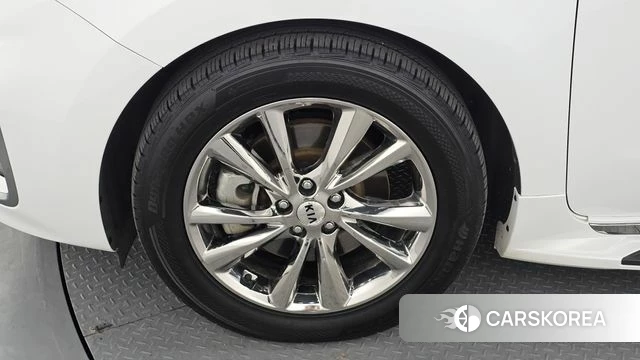 Kia The New Carnival id 3924808 из Кореи 15