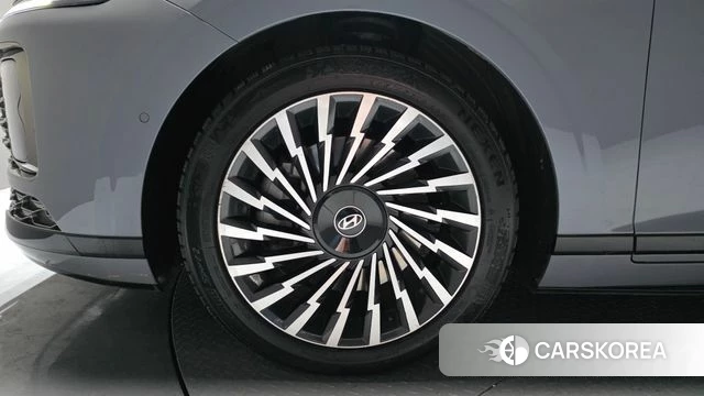 Hyundai Grandeur (GN7) id 3818240 из Кореи 15