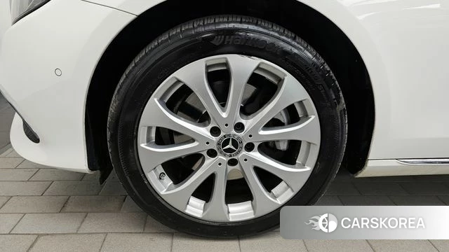 Mercedes-Benz E-Class W213 id 4188739 из Кореи 29