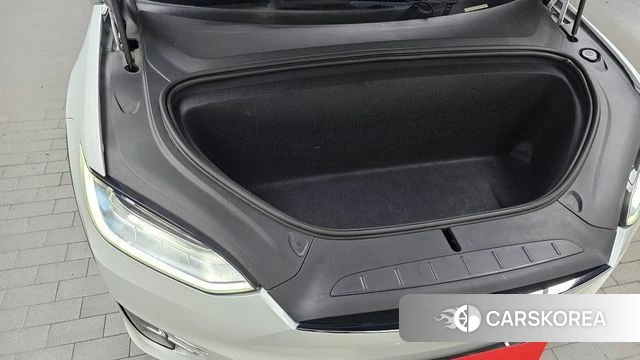 Tesla Model X id 4698606 из Кореи 26