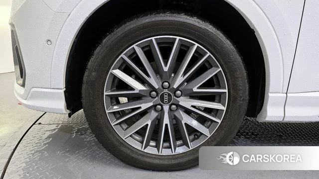 Audi Q3 (F3) id 3805816 из Кореи 15