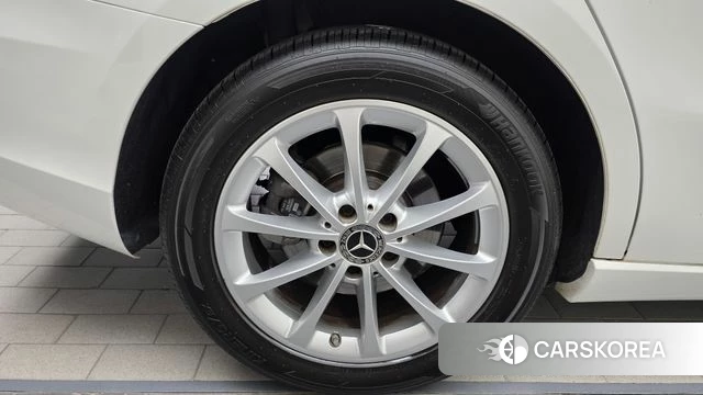 Mercedes-Benz A-Class W177 id 4881920 из Кореи 25