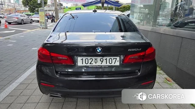 BMW 5 Series (G30) id 3060234 из Кореи 10