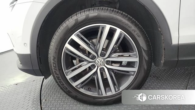 Volkswagen Tiguan Allspace id 4637302 из Кореи 33