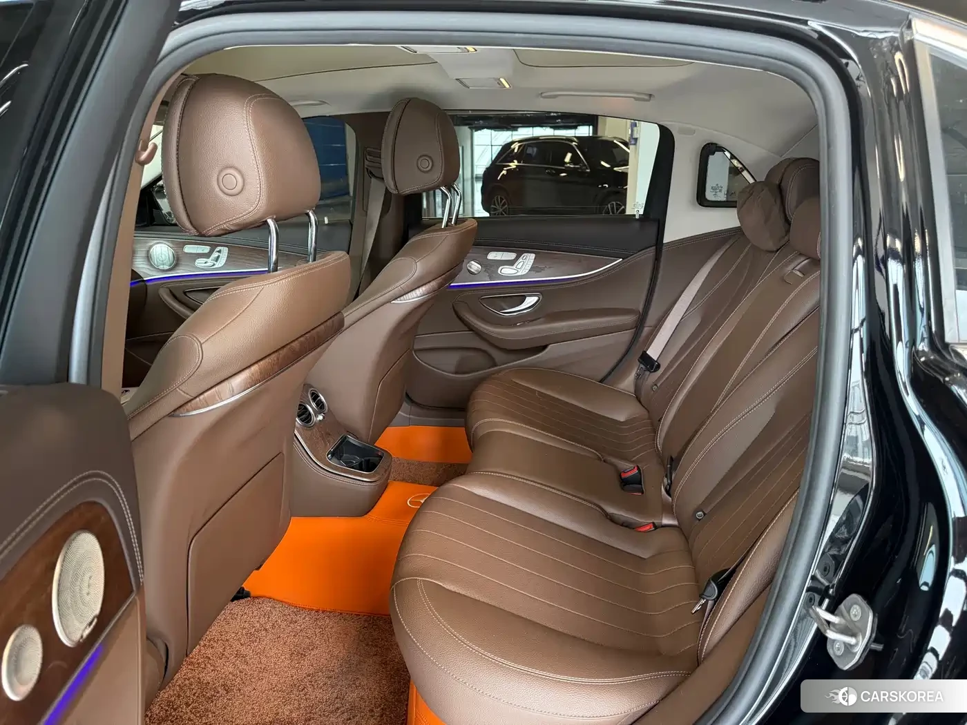 Mercedes-Benz E-Class 2023 Черный из Китая, фото 5