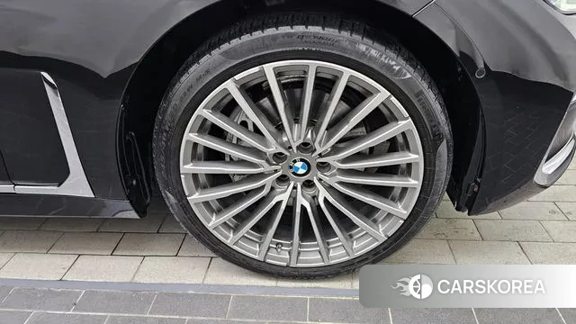 BMW 7 Series (G11) id 3606422 из Кореи 15