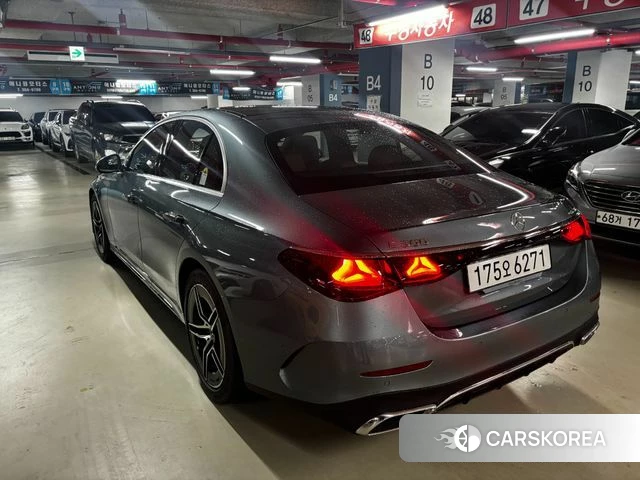 Mercedes-Benz E-Class W214 id 4607469 из Кореи 9