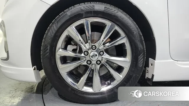 Kia The New Carnival id 3692612 из Кореи 15