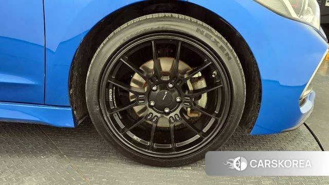 Hyundai Avante AD id 3834921 из Кореи 15