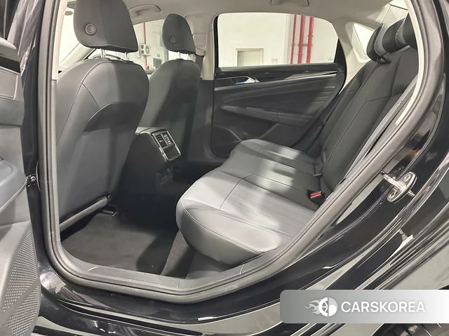 Volkswagen Passat id 4307541 из Китая 15