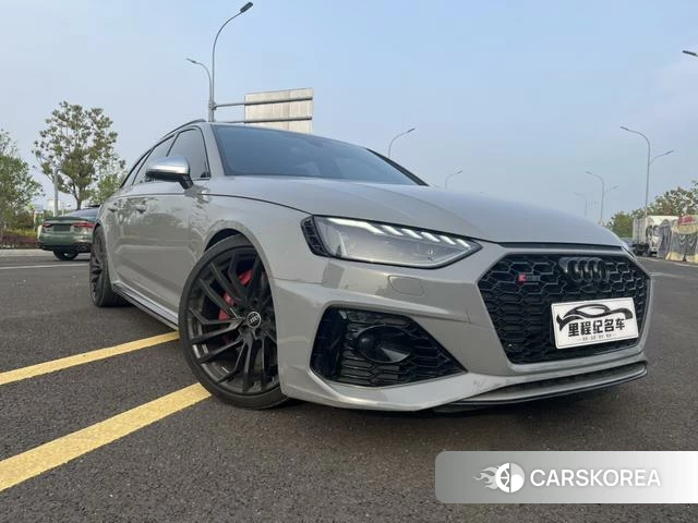 Audi RS 4 id 4241373 из Китая 10