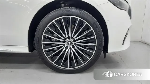 Mercedes-Benz E-Class W214 id 3294287 из Кореи 13