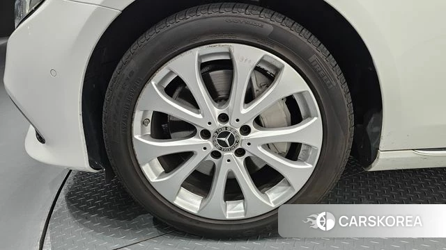 Mercedes-Benz E-Class W213 id 4620493 из Кореи 28
