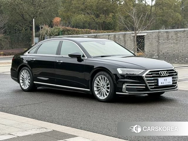 Audi A8 2021 Черный из Китая, фото 5