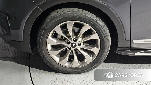 Kia The New Sorento id 4410613 из Кореи 26