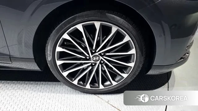 Hyundai Grandeur (GN7) id 3615114 из Кореи 15