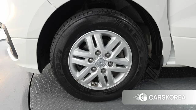Hyundai The New Grand Starex id 3935773 из Кореи 15