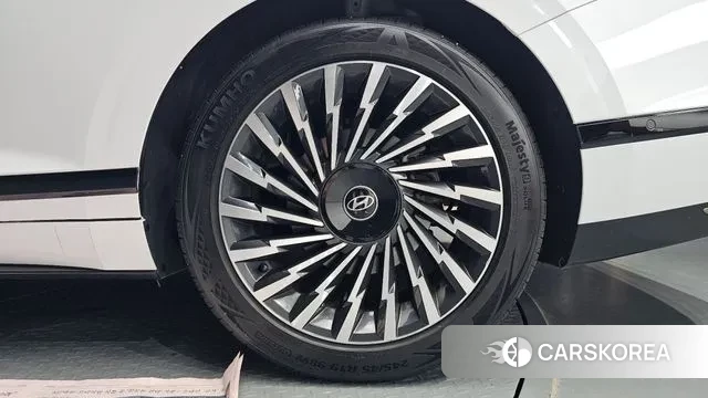 Hyundai Grandeur (GN7) id 2984139 из Кореи 15