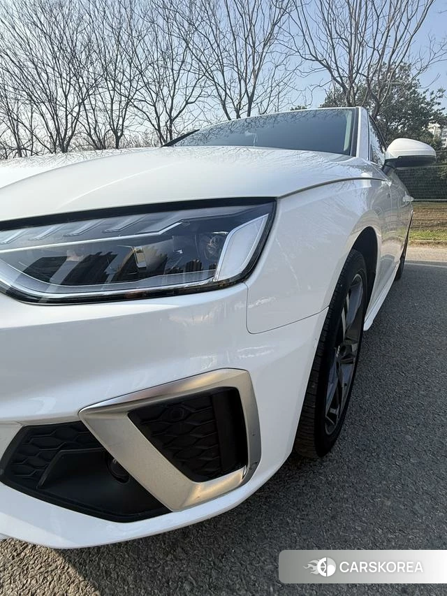 Audi A4L id 4300988 из Китая 10