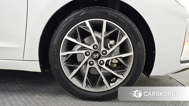 Hyundai The New Avante AD id 3742148 из Кореи 15