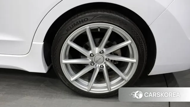 Hyundai Avante AD id 3000453 из Кореи 15